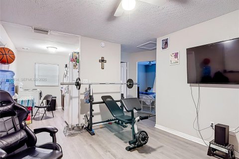 Immobilier commercial à vendre à Lake Wales, Floride: 194.72 m2 № 2062789 - photo 20