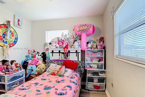 Immobilier commercial à vendre à Lake Wales, Floride: 194.72 m2 № 2062789 - photo 27