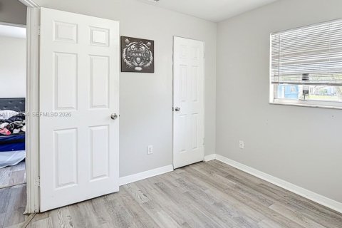 Immobilier commercial à vendre à Lake Wales, Floride: 194.72 m2 № 2062789 - photo 15