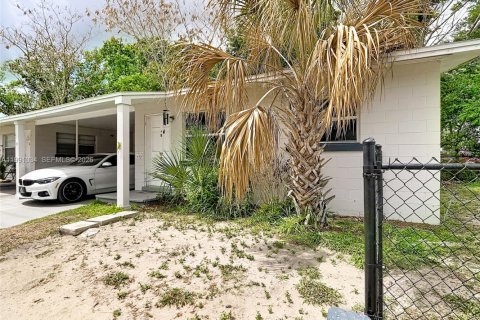 Immobilier commercial à vendre à Lake Wales, Floride: 194.72 m2 № 2062789 - photo 18