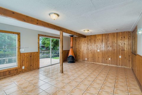 House in Margate, Florida 3 bedrooms, 142.88 sq.m. № 1845905 - photo 17