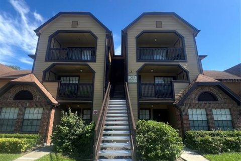 Condominio en alquiler en Altamonte Springs, Florida, 1 dormitorio, 59.83 m2 № 1893630 - foto 1