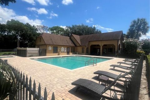 Condominio en alquiler en Altamonte Springs, Florida, 1 dormitorio, 59.83 m2 № 1893630 - foto 11