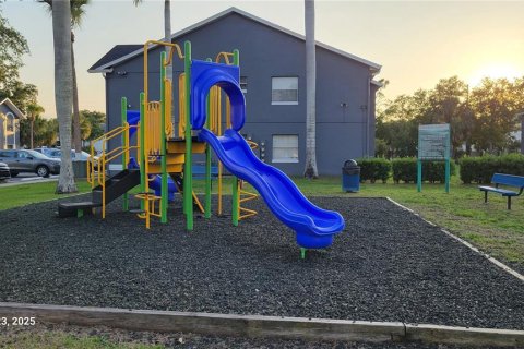 Купить кондоминиум в Орландо, Флорида 7 комнат, 93.46м2, № 2106385 - фото 19
