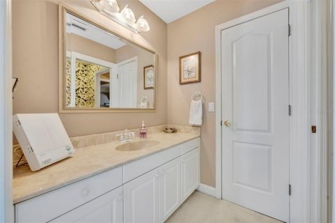 House in Orlando, Florida 3 bedrooms, 253.25 sq.m. № 1793811 - photo 27