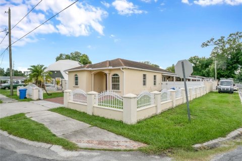 Villa ou maison à vendre à Tampa, Floride: 3 chambres, 157.84 m2 № 2230552 - photo 16