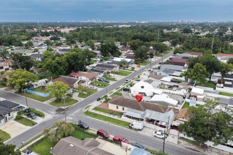 Villa ou maison à vendre à Tampa, Floride: 3 chambres, 157.84 m2 № 2230552 - photo 8