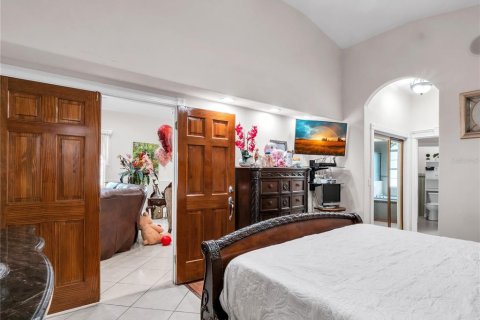 Villa ou maison à vendre à Tampa, Floride: 3 chambres, 157.84 m2 № 2230552 - photo 21