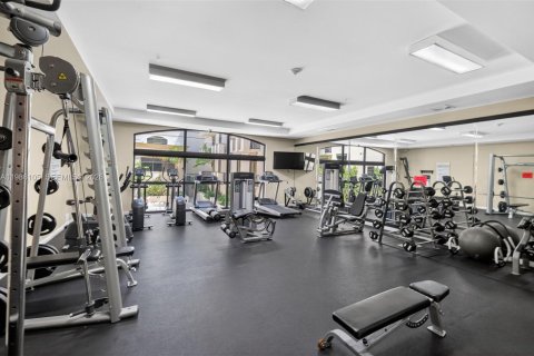 Купить кондоминиум в Корал-Гейблс, Флорида 1 спальня, 81.94м2, № 2047736 - фото 25