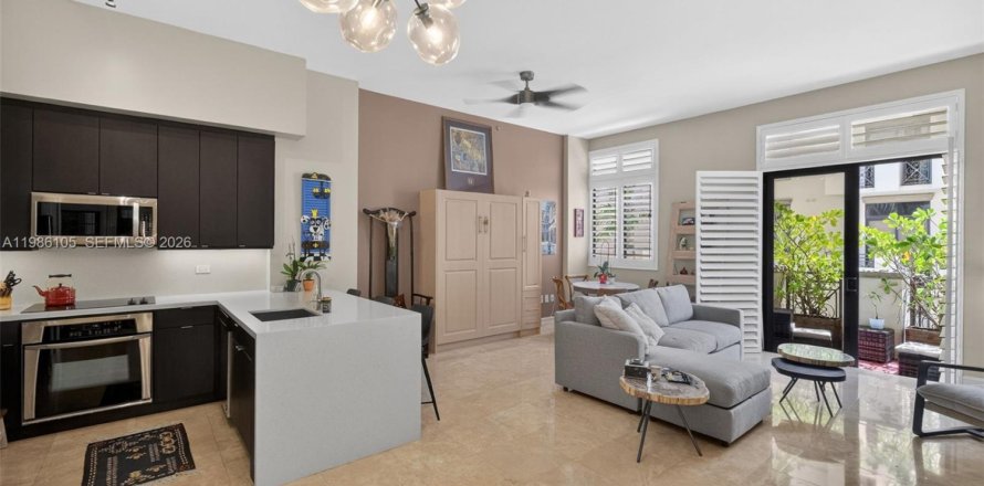 Кондоминиум с 1 спальней в Корал-Гейблс, Флорида № 2047736