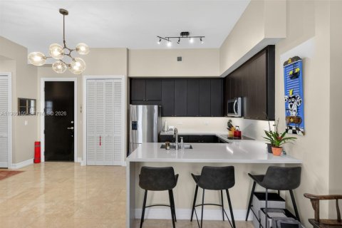 Купить кондоминиум в Корал-Гейблс, Флорида 1 спальня, 81.94м2, № 2047736 - фото 3