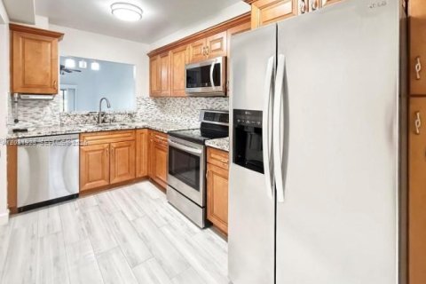 Adosado en venta en Davie, Florida, 2 dormitorios, 123.19 m2 № 2077826 - foto 2