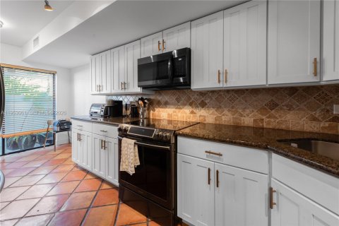 Condominio en venta en Miami, Florida, 2 dormitorios, 132.85 m2 № 2007960 - foto 8