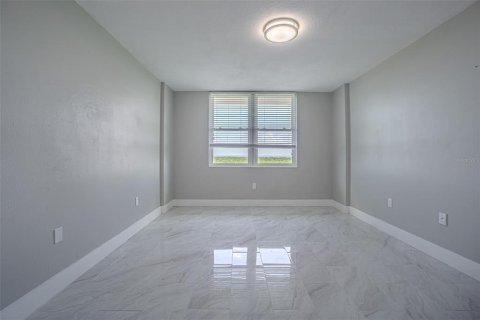 Condominio en alquiler en Clearwater, Florida, 2 dormitorios, 99.87 m2 № 1849641 - foto 18
