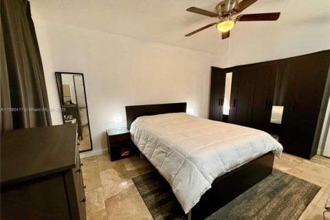 Copropriété à vendre à North Bay Village, Floride: 1 chambre, 57.6 m2 № 1944307 - photo 4