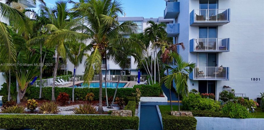 Condo à North Bay Village, Floride, 1 chambre № 1944307