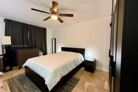 Copropriété à vendre à North Bay Village, Floride: 1 chambre, 57.6 m2 № 1944307 - photo 5