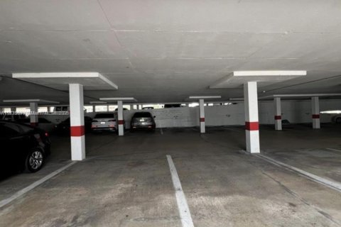 Condo in Sunny Isles Beach, Florida, 2 bedrooms  № 1960635 - photo 20