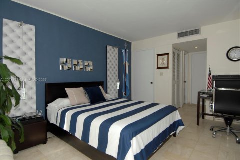 Copropriété à louer à Miami, Floride: 1 chambre, 71.35 m2 № 2154872 - photo 15