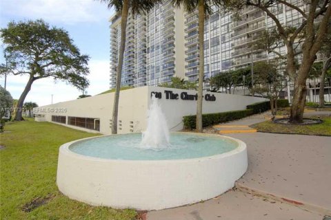 Copropriété à louer à Miami, Floride: 1 chambre, 71.35 m2 № 2154872 - photo 24