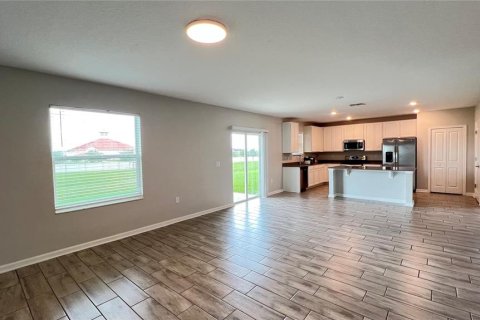 Villa ou maison à vendre à Haines City, Floride: 4 chambres, 246.66 m2 № 1797900 - photo 13