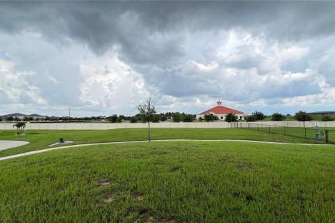 Villa ou maison à vendre à Haines City, Floride: 4 chambres, 246.66 m2 № 1797900 - photo 23