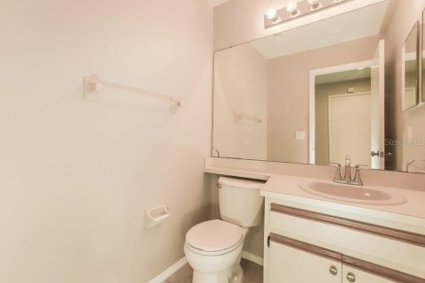 Снять в аренду виллу или дом в Тампа, Флорида 4 спальни, 192.21м2, № 2433387 - фото 14