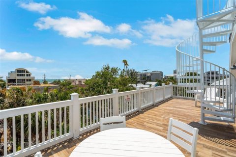 Villa ou maison à vendre à Sarasota, Floride: 8 chambres, 380.34 m2 № 1787311 - photo 8