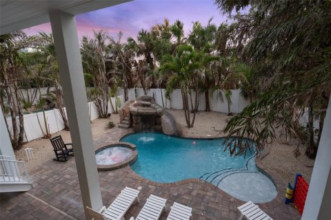 Villa ou maison à vendre à Sarasota, Floride: 8 chambres, 380.34 m2 № 1787311 - photo 7
