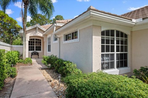 Villa ou maison à vendre à Stuart, Floride: 3 chambres, 197.97 m2 № 2146046 - photo 3