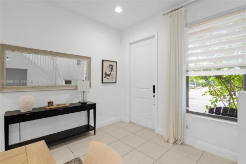 Adosado en alquiler en Pembroke Pines, Florida, 4 dormitorios, 154.22 m2 № 2049683 - foto 5