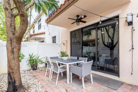 Adosado en alquiler en Pembroke Pines, Florida, 4 dormitorios, 154.22 m2 № 2049683 - foto 20