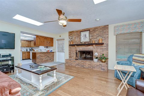 Casa en venta en Brandon, Florida, 4 dormitorios, 214.23 m2 № 1899199 - foto 13