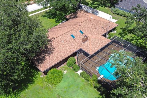 Casa en venta en Brandon, Florida, 4 dormitorios, 214.23 m2 № 1899199 - foto 4