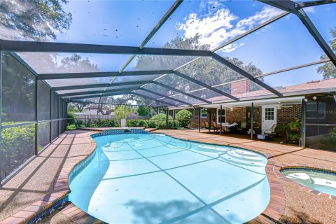 Casa en venta en Brandon, Florida, 4 dormitorios, 214.23 m2 № 1899199 - foto 28