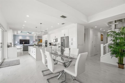 Villa ou maison à vendre à Nokomis, Floride: 4 chambres, 422.05 m2 № 1734885 - photo 17