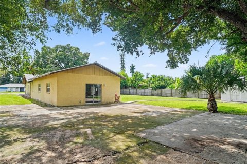 House in Bradenton, Florida 3 bedrooms, 205.41 sq.m. № 2403665 - photo 23
