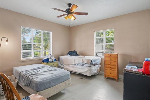 House in Bradenton, Florida 3 bedrooms, 205.41 sq.m. № 2403665 - photo 11