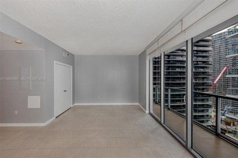 Condo in Miami, Florida  № 2053036 - photo 18