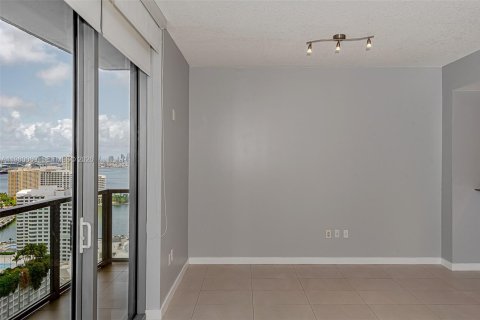 Condo in Miami, Florida  № 2053036 - photo 19