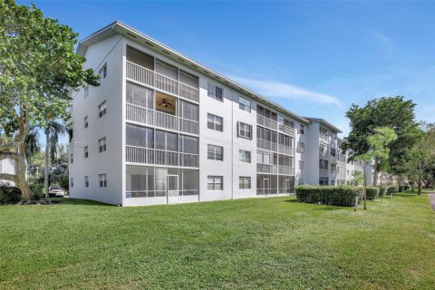 Copropriété à vendre à Pembroke Pines, Floride: 2 chambres, 140 m2 № 1668070 - photo 3