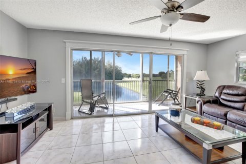 Copropriété à vendre à Pembroke Pines, Floride: 2 chambres, 140 m2 № 1668070 - photo 17