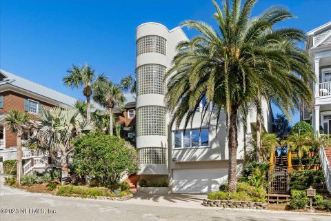 Casa en venta en Atlantic Beach, Florida, 4 dormitorios, 433.39 m2 № 766326 - foto 1