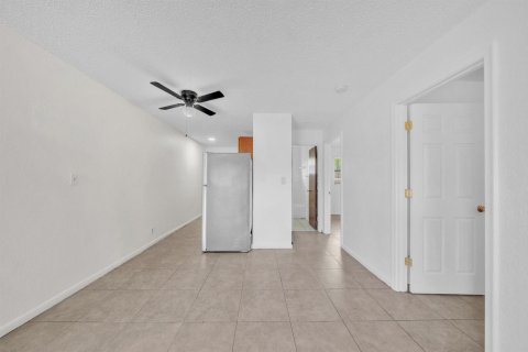 Appartement à louer à Deerfield Beach, Floride: 2 chambres, 58.81 m2 № 2343014 - photo 7