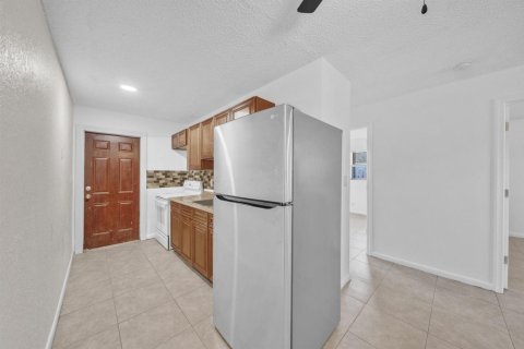 Appartement à louer à Deerfield Beach, Floride: 2 chambres, 58.81 m2 № 2343014 - photo 14