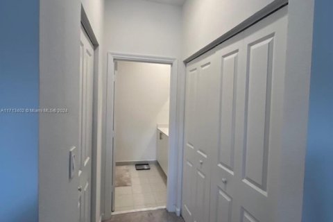 Adosado en venta en Homestead, Florida, 4 dormitorios, 169.08 m2 № 1709707 - foto 18