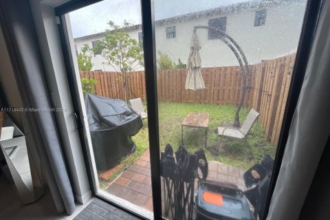 Adosado en venta en Homestead, Florida, 4 dormitorios, 169.08 m2 № 1709707 - foto 22