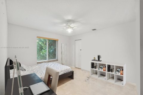 Villa ou maison à vendre à Davie, Floride: 3 chambres, 186.18 m2 № 1971868 - photo 24