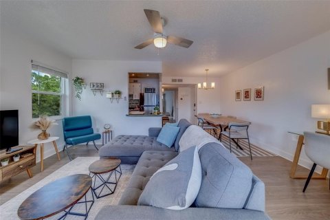 Condo in Clearwater, Florida, 1 bedroom  № 1722562 - photo 15