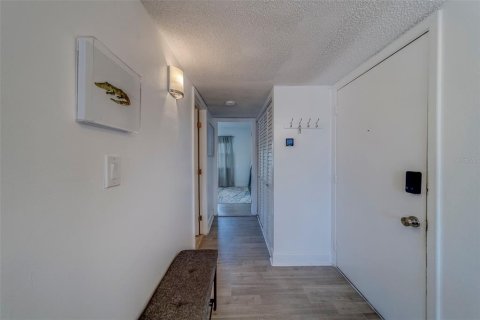 Condo in Clearwater, Florida, 1 bedroom  № 1722562 - photo 4
